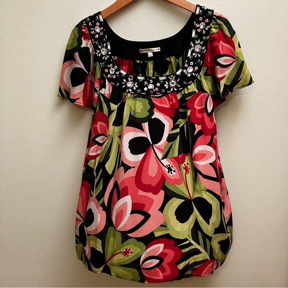 Flowy and Floral Nanette Lepore Top - Picture 1 of 9